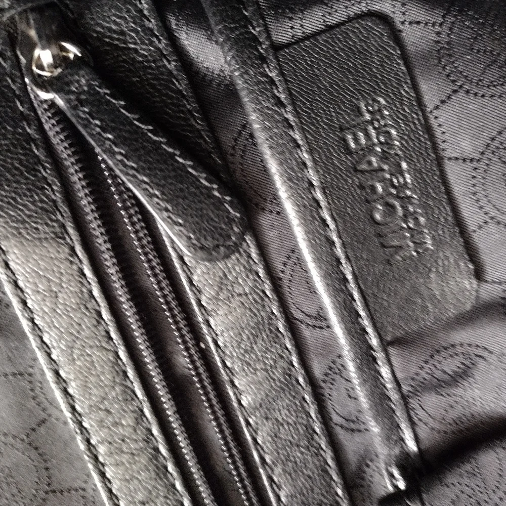 MICHAEL KORS Pebbled Black Leather Satchel Crossbody Medium  Bag